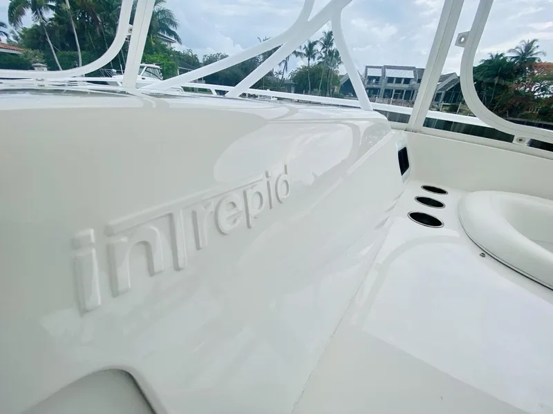 Slide: The Image of Intrepid 390 Sport Yacht 2008 - 3332496