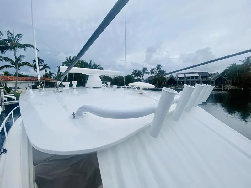 Slide: The Image of Intrepid 390 Sport Yacht 2008 - 3332443