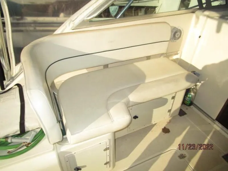 Slide: The Image of 30' Pursuit upper deck port seating - 3518304