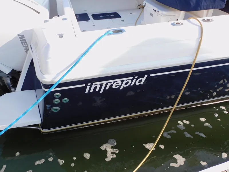 Slide: The Image of Intrepid 37 2003 - 3338061