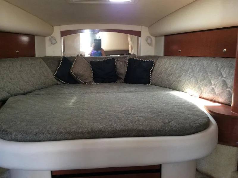 Slide: The Image of Sea Ray 320 2003 - 3350287