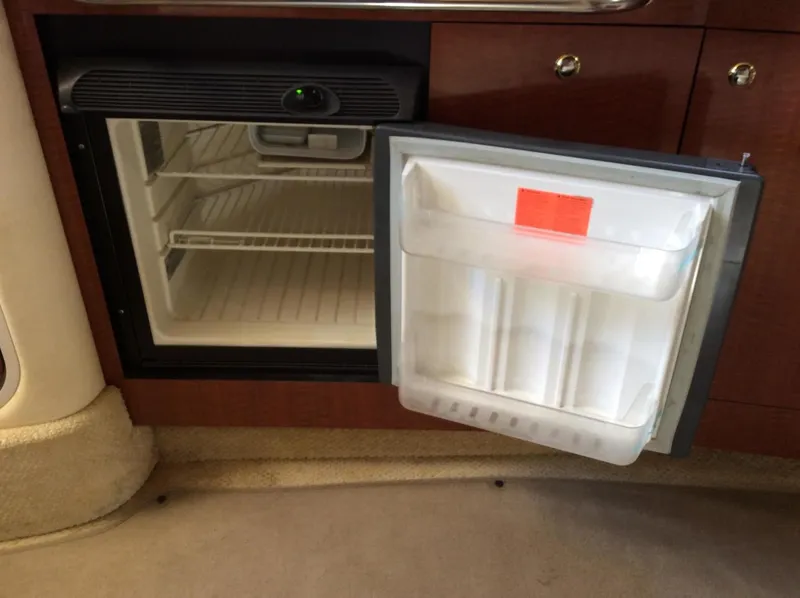 Slide: The Image of Sea Ray 320 2003 - 3350295