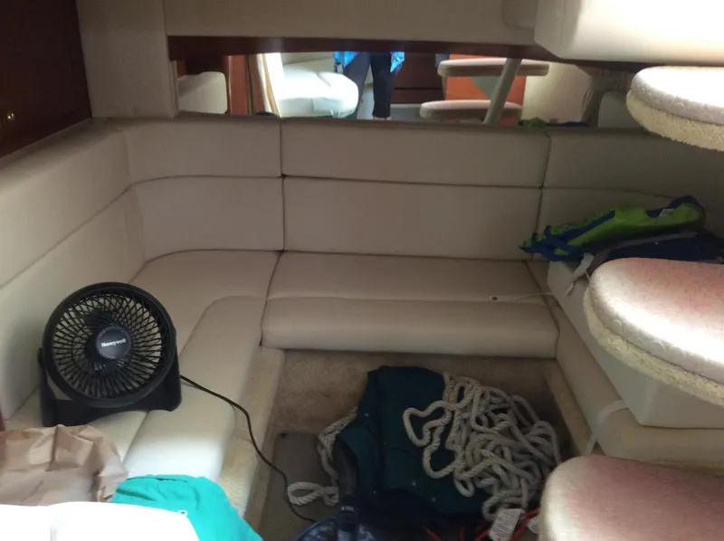 Slide: The Image of Sea Ray 320 2003 - 3350298