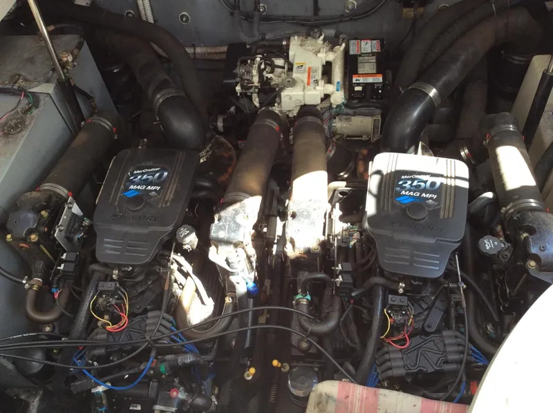 Slide: The Image of Sea Ray 320 2003 - 3350323