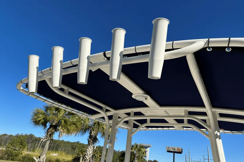 Slide: The Image of Boston Whaler 190 Montauk 2025 - 11