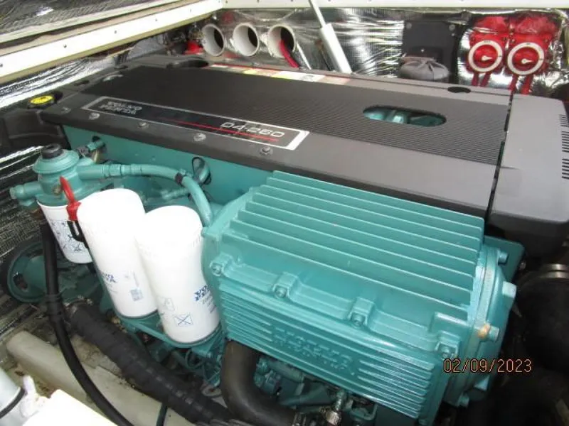 Slide: The Image of 25' Carolina Classic main engine1 - 3595927