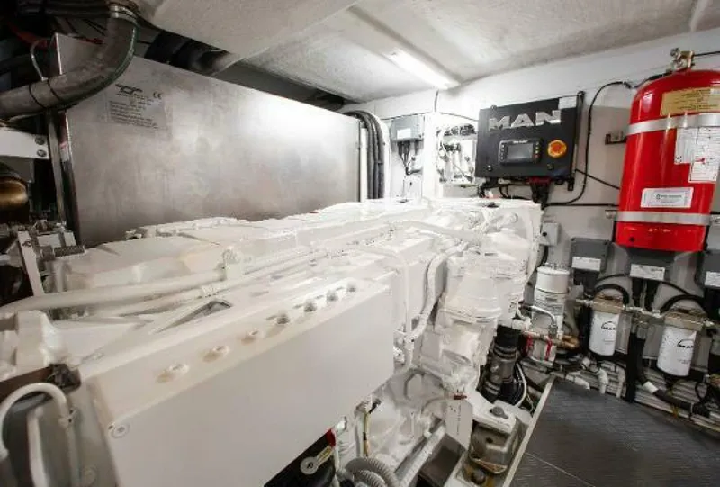 Slide: The Image of Ferretti 550 2022 - 5640955