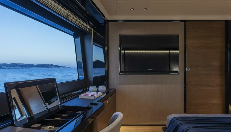 Slide: The Image of Absolute Navetta 75 2026 - 5552195