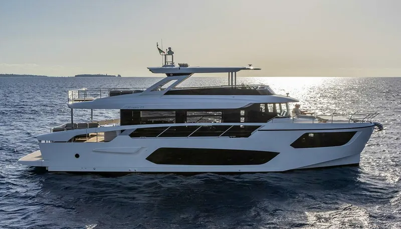 Slide: The Image of Absolute Navetta 75 2027 - 5552178