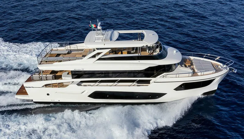 Slide: The Image of Absolute Navetta 75 2027 - 5552180