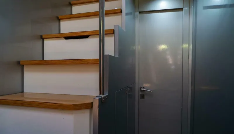 Slide: The Image of Azimut Atlantis 2013 - 5377360