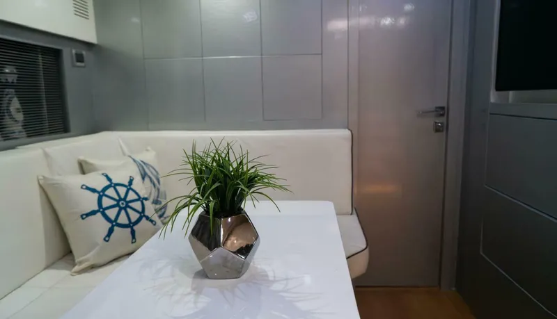 Slide: The Image of Azimut Atlantis 2013 - 5377373