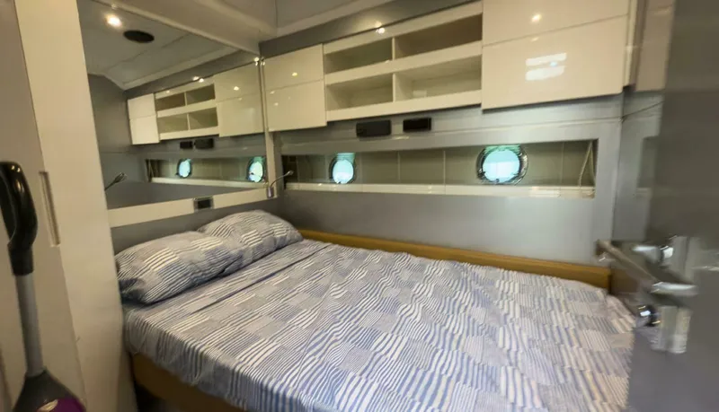 Slide: The Image of Azimut Atlantis 2013 - 5377394