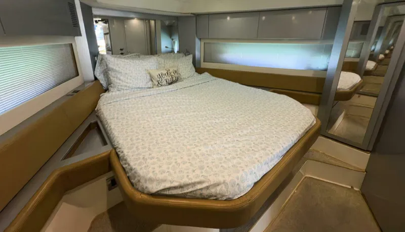 Slide: The Image of Azimut Atlantis 2013 - 5377399