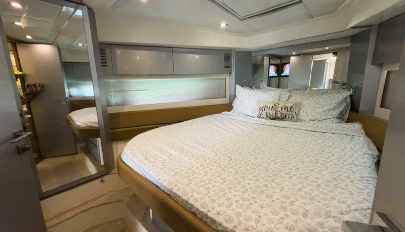 Slide: The Image of Azimut Atlantis 2013 - 5377401