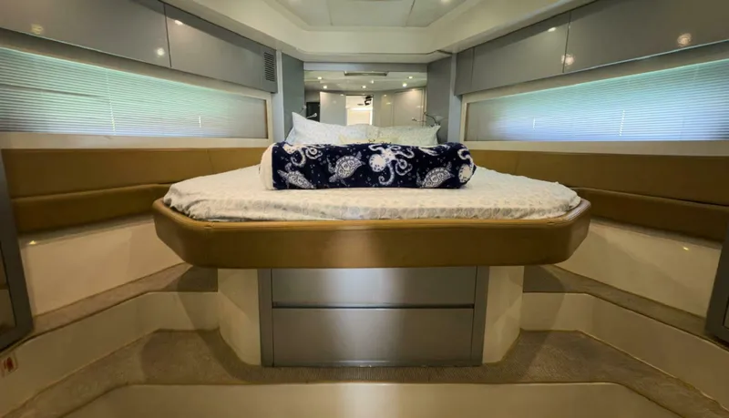 Slide: The Image of Azimut Atlantis 2013 - 5377404