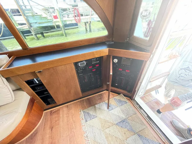 Slide: The Image of Custom Carolina Lewis Brothers 54 Flybridge S/F 1995 - 3371104