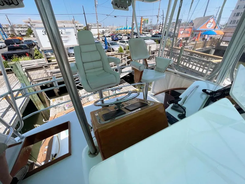 Slide: The Image of Custom Carolina Lewis Brothers 54 Flybridge S/F 1995 - 3371129