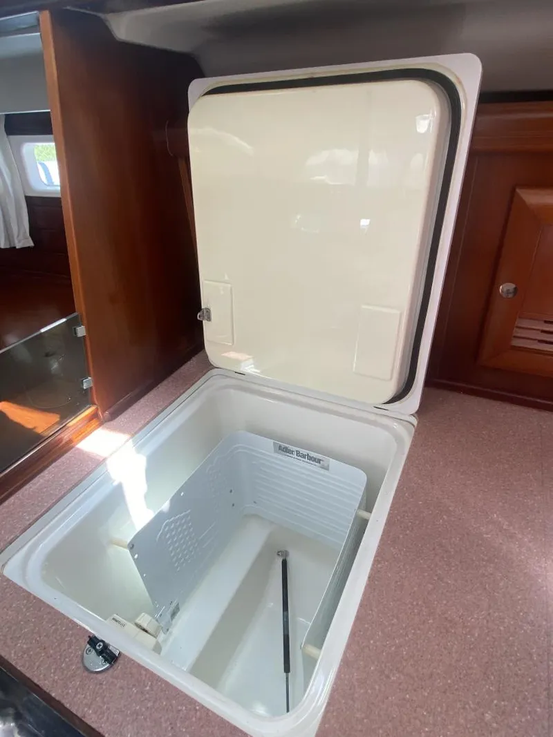 Slide: The Image of Beneteau 473 2004 - 3389838