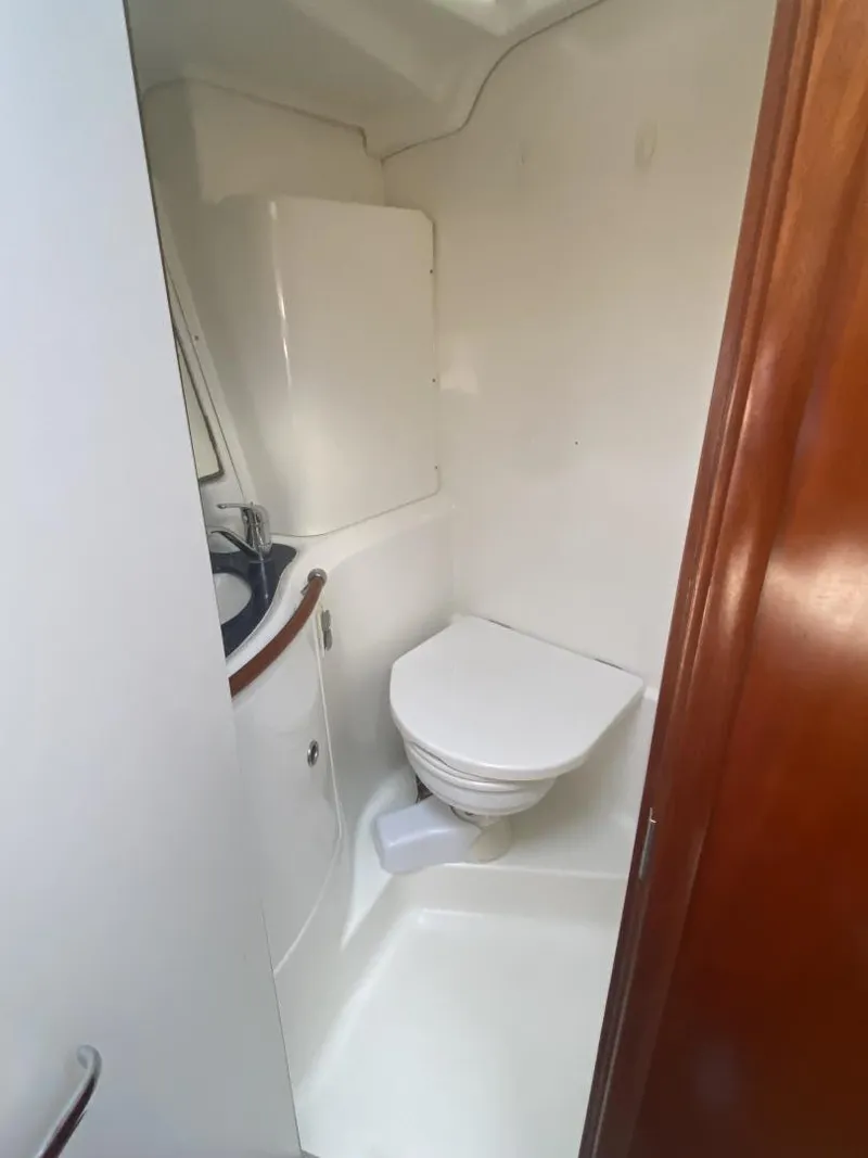 Slide: The Image of Beneteau 473 2004 - 3389853