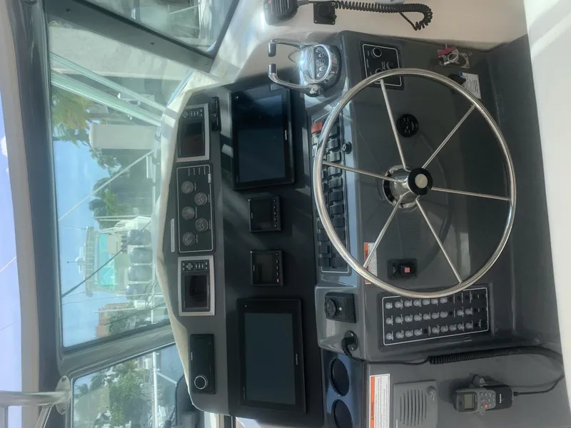 Slide: The Image of Tiara 3800 Open 2008 - 3392015