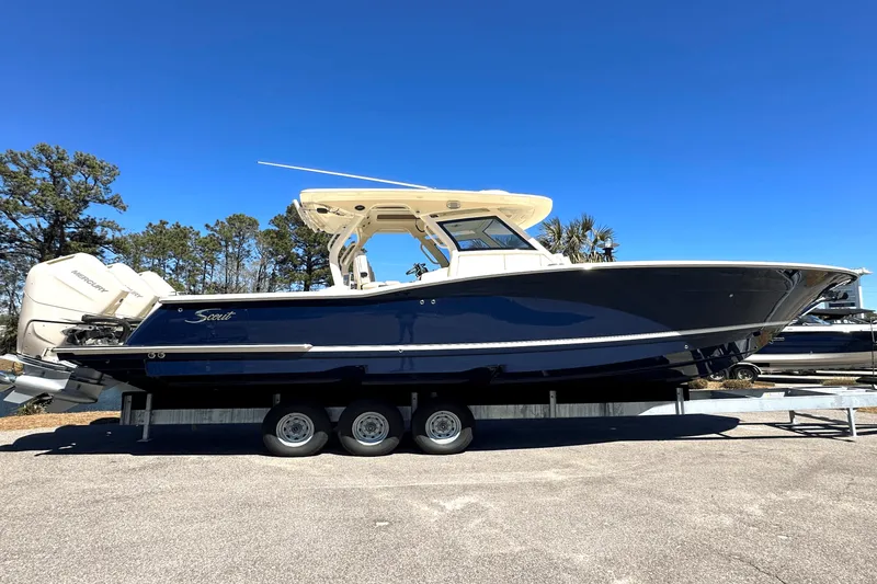 The Image of Scout 357 LXF 2025 - 0