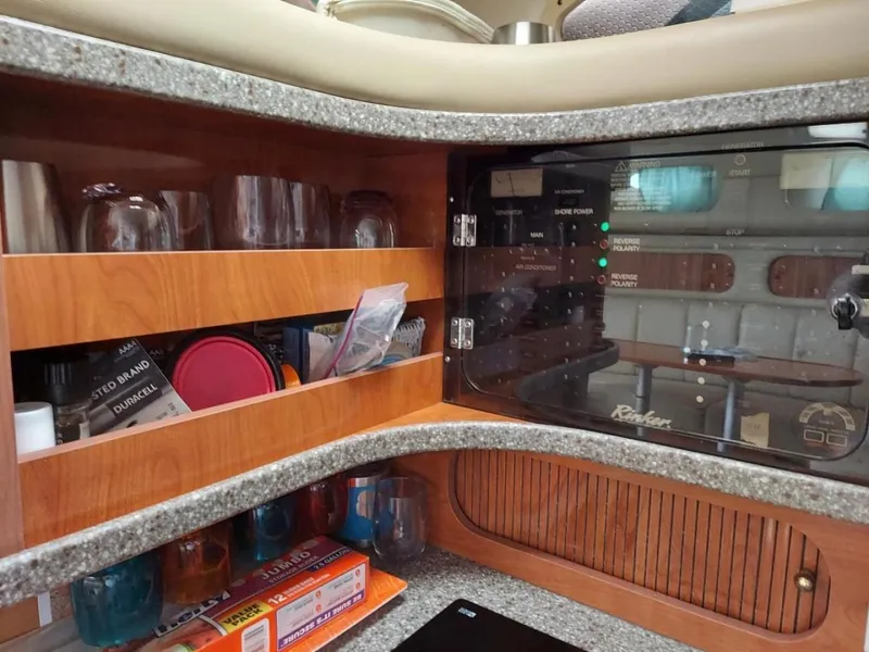 Slide: The Image of Rinker 342 Fiesta Vee 2004 - 3398778