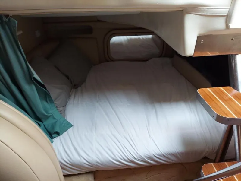 Slide: The Image of Rinker 342 Fiesta Vee 2004 - 3398781