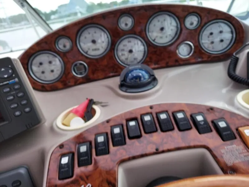 Slide: The Image of Rinker 342 Fiesta Vee 2004 - 3398807