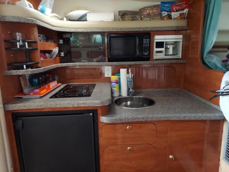 Slide: The Image of Rinker 342 Fiesta Vee 2004 - 3398758