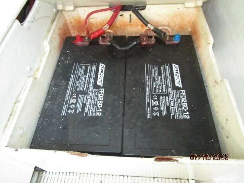 Slide: The Image of 58' West Bay battery bank3 - 3793866