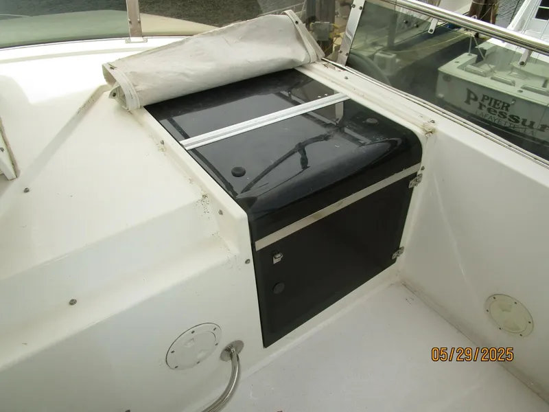 Slide: The Image of 58' West Bay flybridge-pilothouse hatch - 5412750