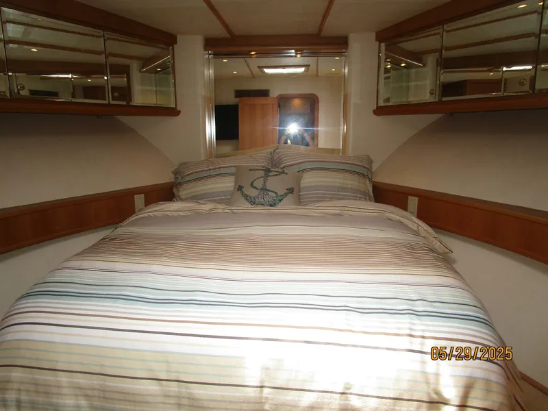 Slide: The Image of 58' West Bay forward guest stateroom - 5412756