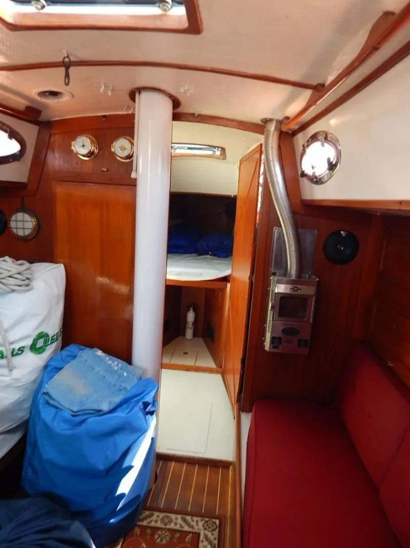 Slide: The Image of Heritage Yacht Intrepid 35 1976 - 3605984