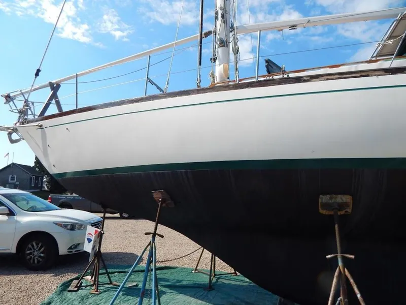 Slide: The Image of Heritage Yacht Intrepid 35 1976 - 3605967