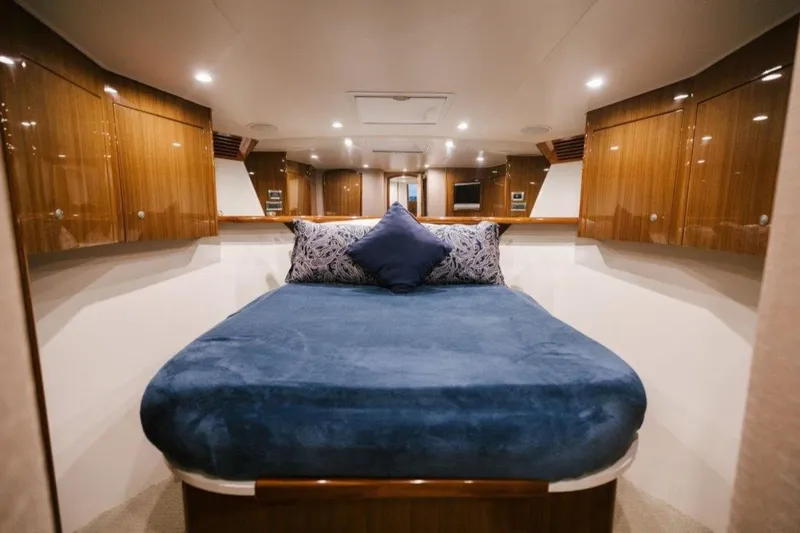 Slide: The Image of 2007 64 Viking CNV Evil Eyes Forward Stateroom (2) - 3438606