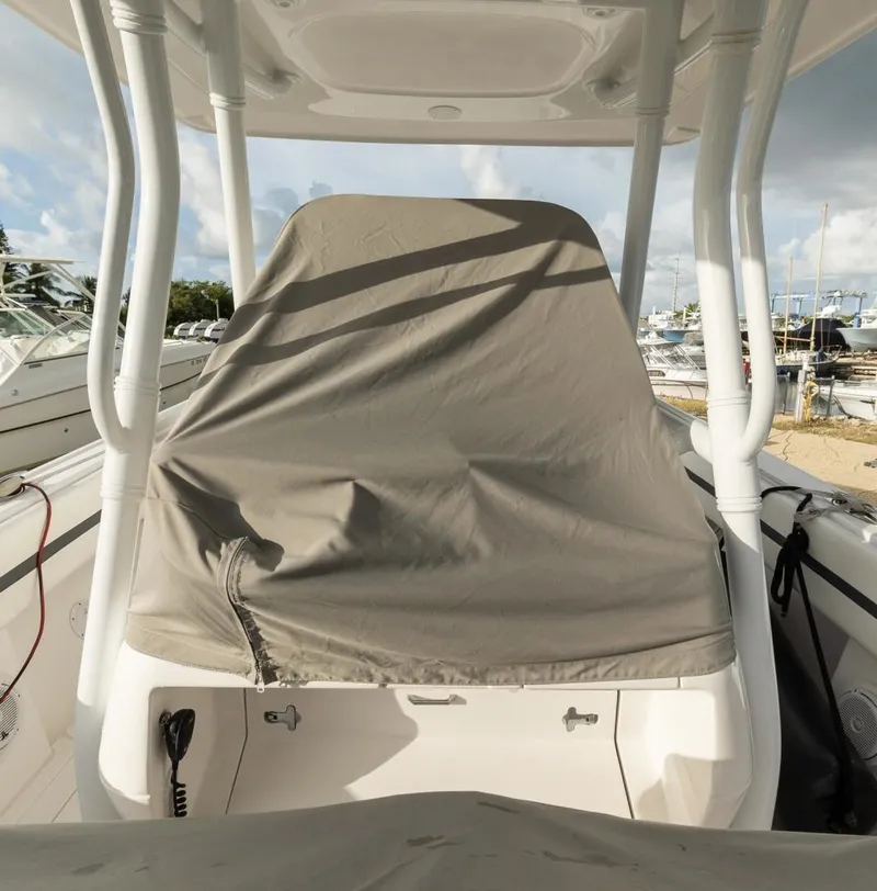 Slide: The Image of Intrepid 32 Double G - Console Cover 2015 32 Intrepid 327 Double G - 3457178