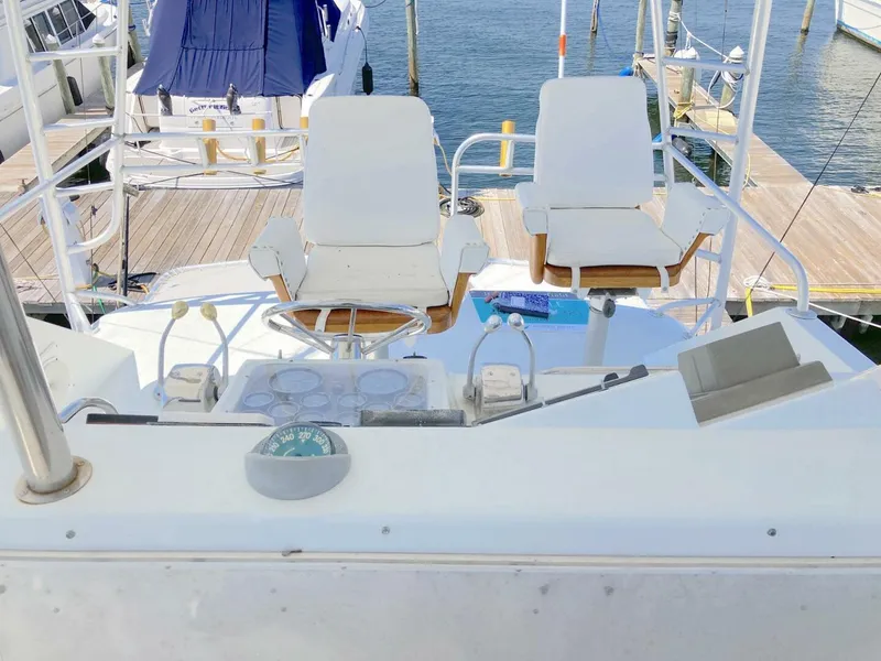 Slide: The Image of Ocean Yachts 48 Super Sport Convertible 1988 - 5100562