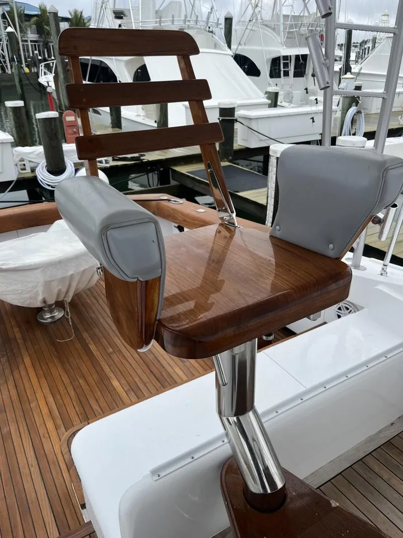 Slide: The Image of Hines-Farley 47 1985 - 3466210