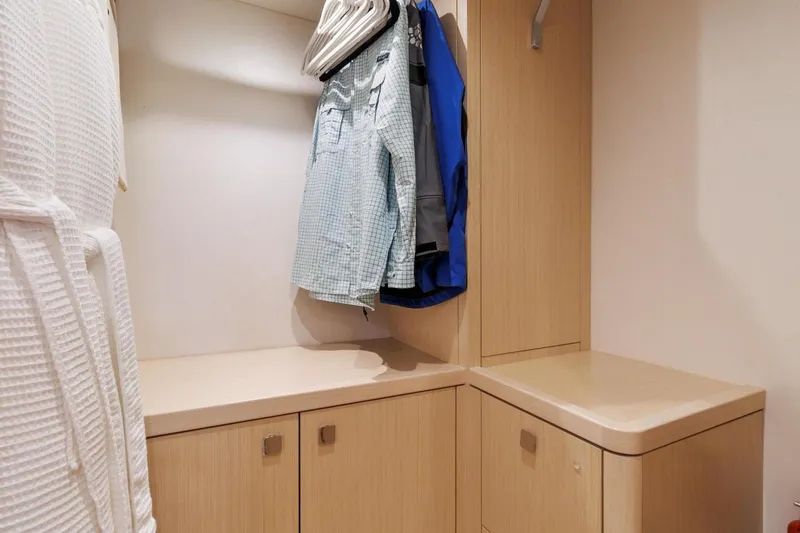 Slide: The Image of Sunseeker Predator 68 2018 - 3468440