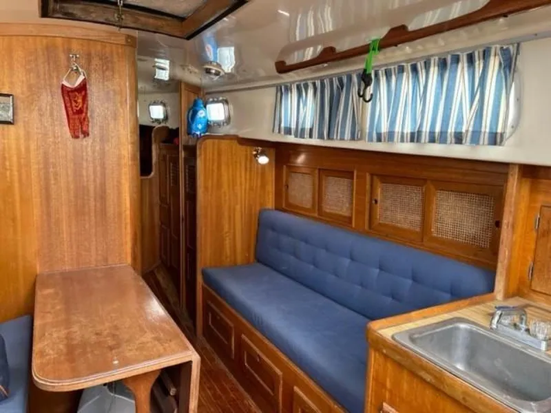 Slide: The Image of Bristol 40 1982 - 3468886