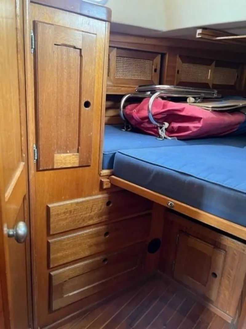 Slide: The Image of Bristol 40 1982 - 3468891