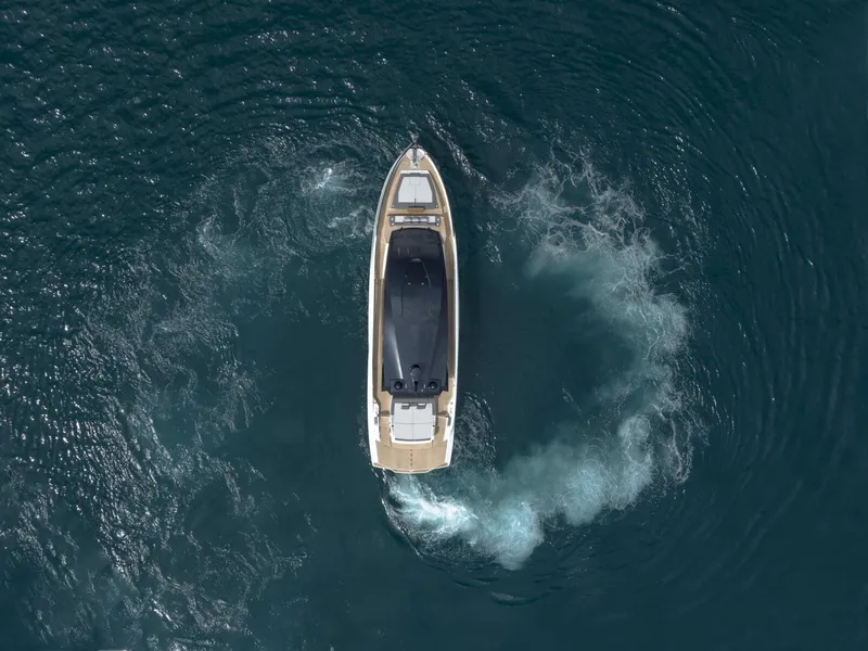 Slide: The Image of Astondoa 677 Coupe 2023 - 3473732