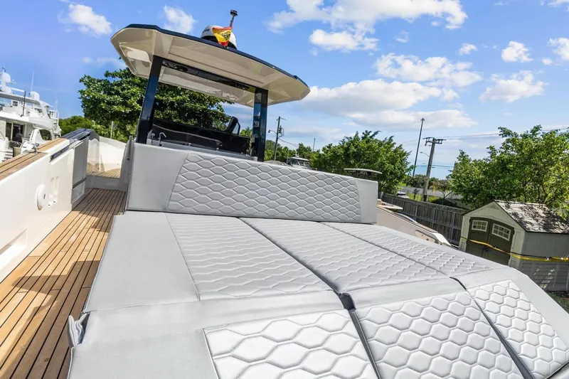 Slide: The Image of Astondoa 377 Coupe Outboard 2023 - 3473801