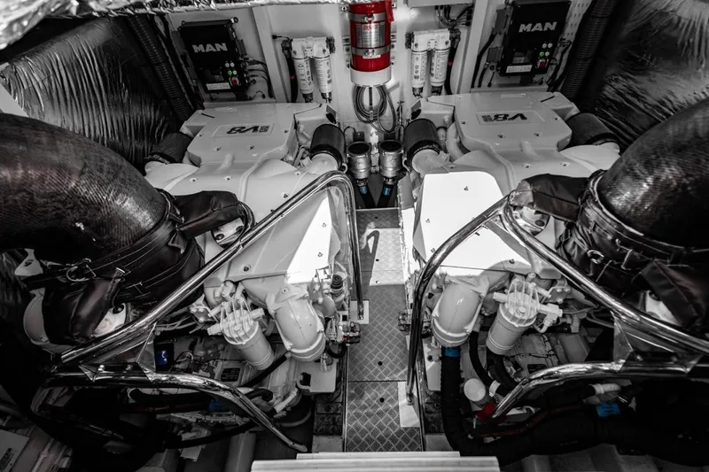 Slide: The Image of Princess V60 2020 - 3473836