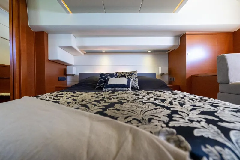 Slide: The Image of Prestige 550 S 2016 - 3477647