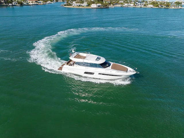 Slide: The Image of Prestige 550 S 2016 - 56