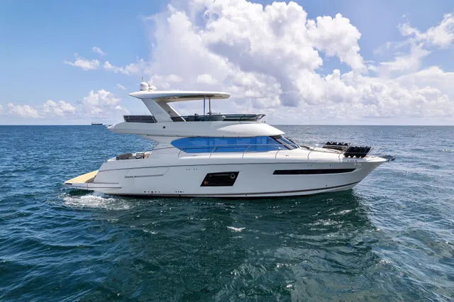 Slide: The Image of Prestige 550 S 2016 - 94