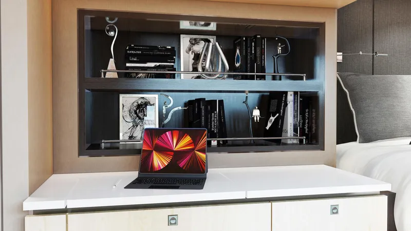 Slide: The Image of Two Oceans 67 2025 - 3478262