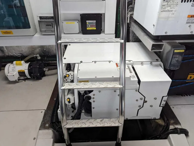 Slide: The Image of Sunseeker Manhattan 52 2018 - 3479982